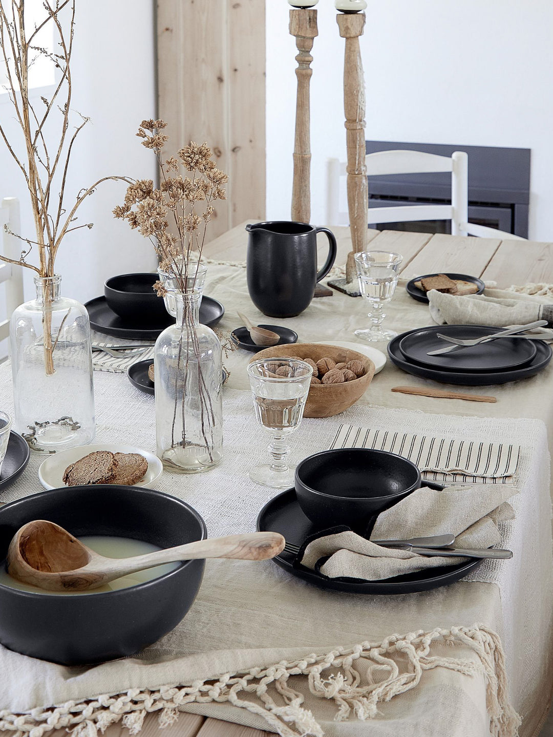 Pacifica Dark Grey Dinner Set